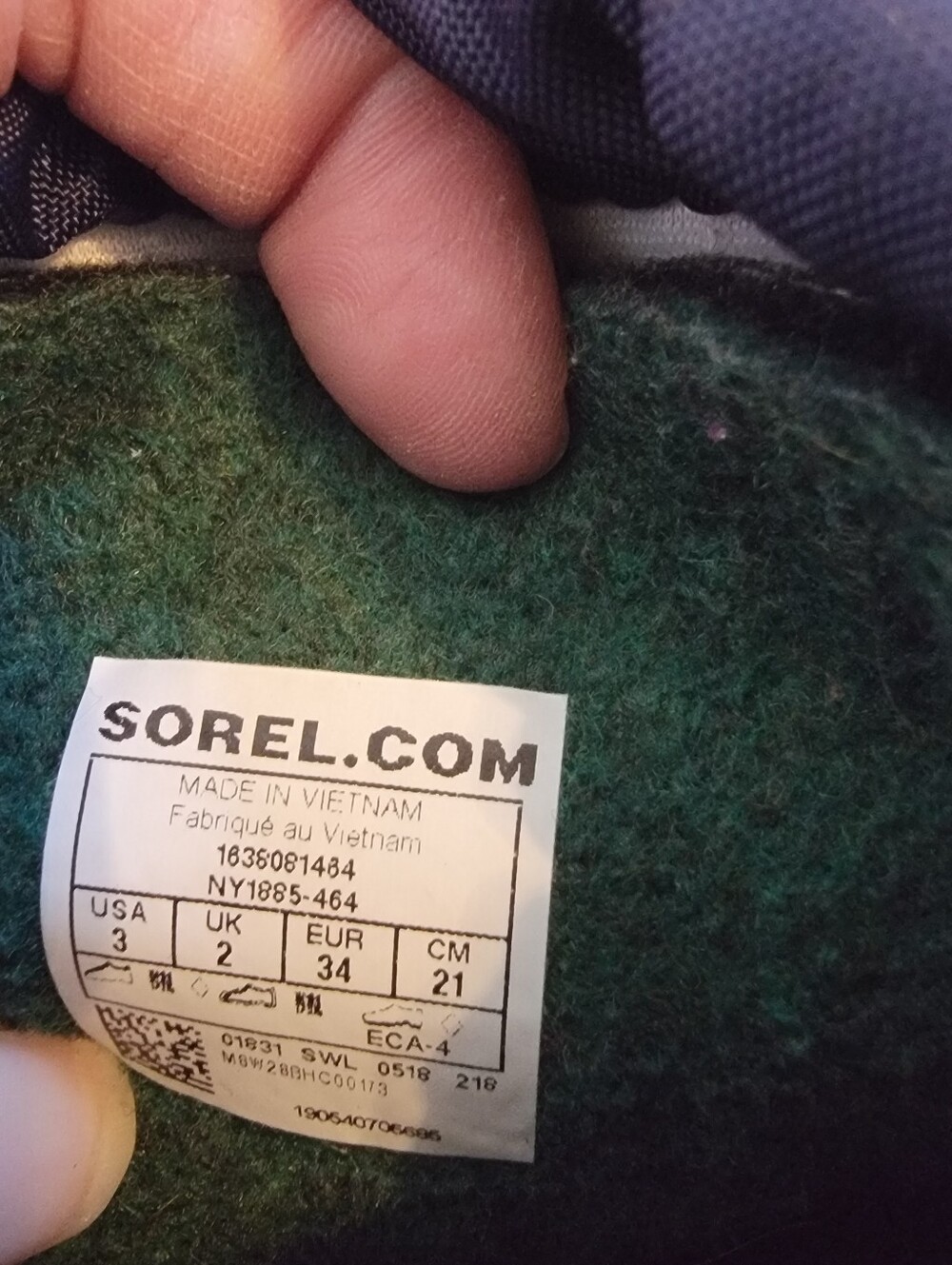 Sorel Light and Dark Blue Kids/Youth Navy Flurry Snow Boots. Size US 3 - Picture 8 of 9